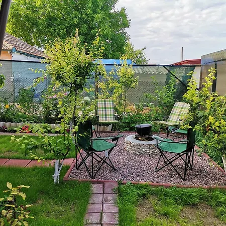 Lägenhet Casuta Din Gradina