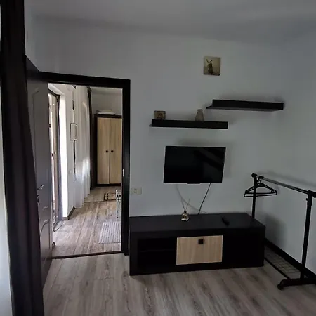 Lägenhet Casuta Din Gradina
